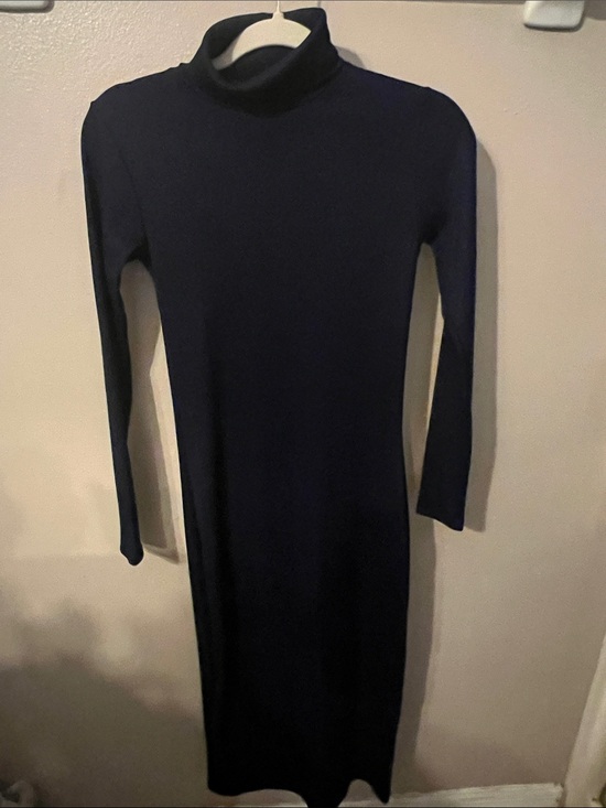 Zara Dresses & Skirts - Zara Navy Turtleneck Long Sleeve Knit Dress